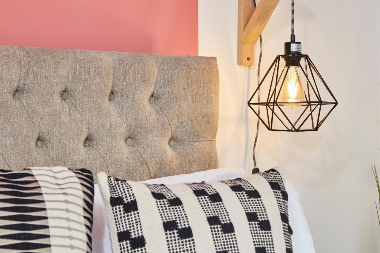 Stunning City Centre 3 Bed, 3 Bath - Sleeps 8! Διαμέρισμα Λιντς Εξωτερικό φωτογραφία