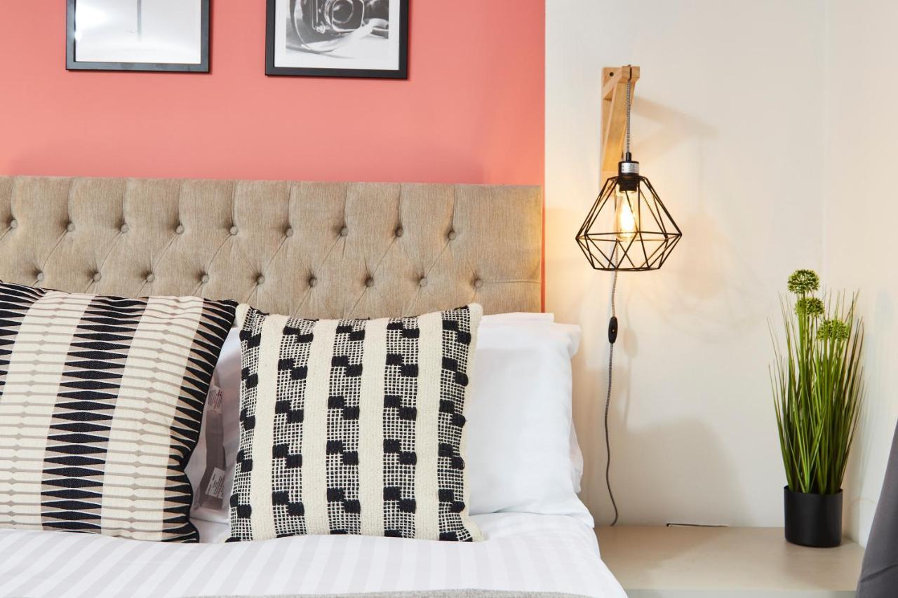 Stunning City Centre 3 Bed, 3 Bath - Sleeps 8! Διαμέρισμα Λιντς Εξωτερικό φωτογραφία